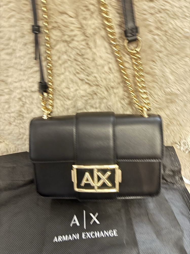 Дамска чанта armani exchange