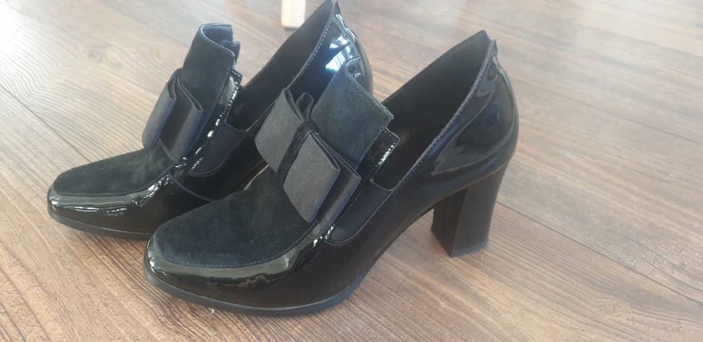 Дамски обувки на ток