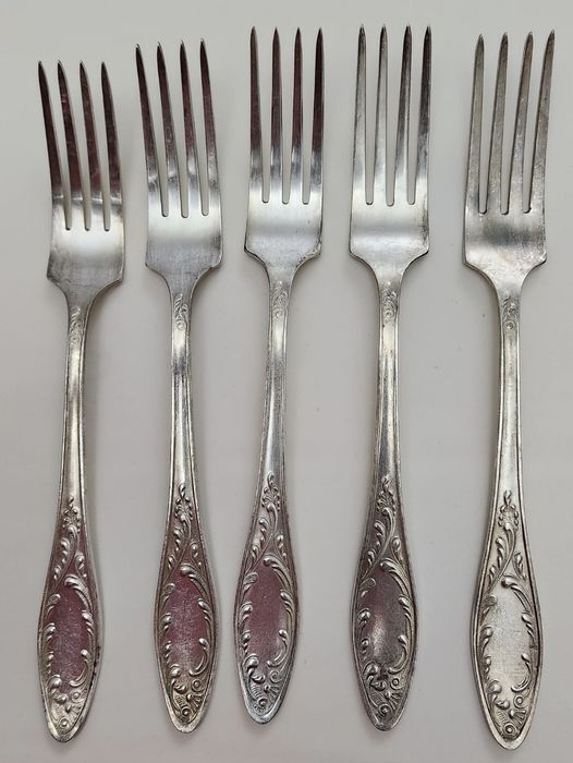 Мельхиоровые Столовые вилки СССР, узор пламя