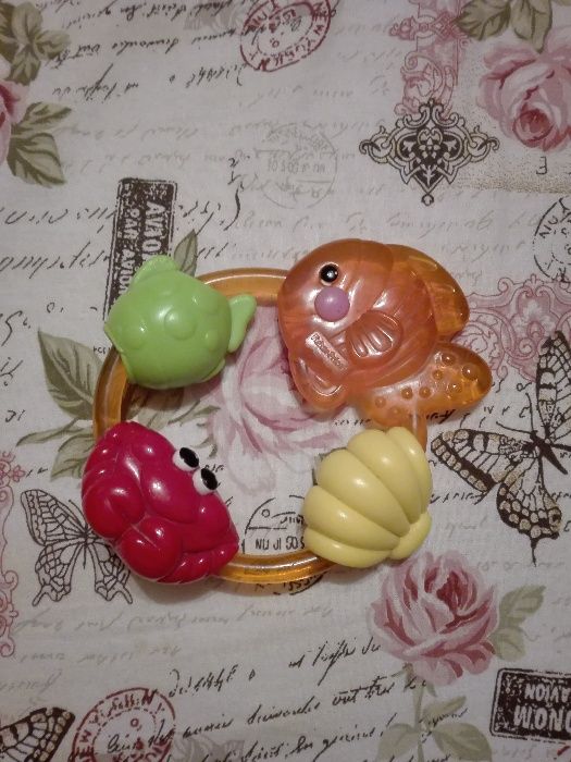 Jucarii pentru bebelusi