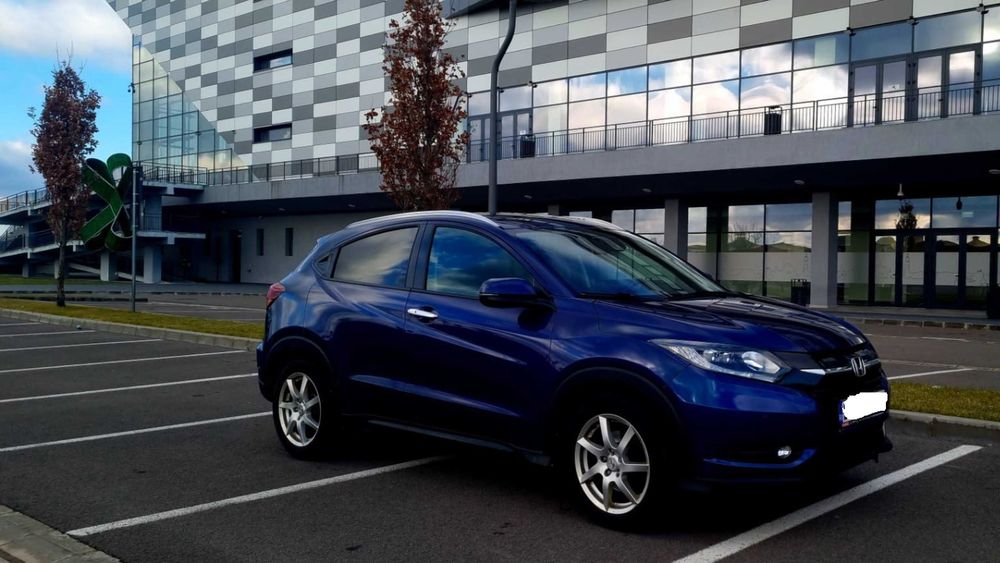 Honda HR-V - VTEC - 2017 benzina, automat, full - TVA deductibil