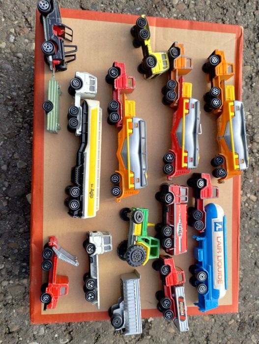 Lot Jucătorii de colecție MAJORETTE