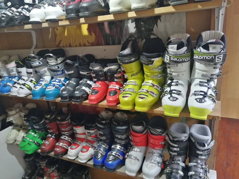 Schiuri/Ski, Clăpari diferite mărimi și modele