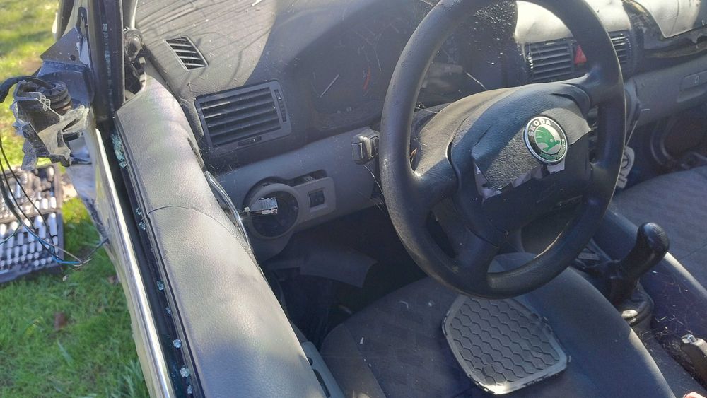 Skoda Octavia на части