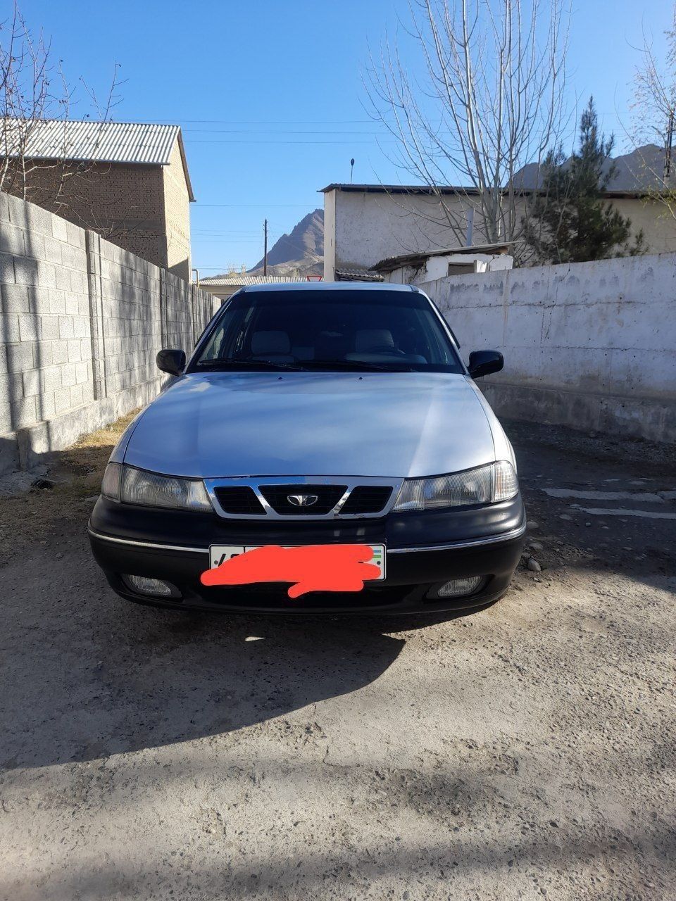 Енгил автомобиль НЕКСИЯ 1 сотилади.