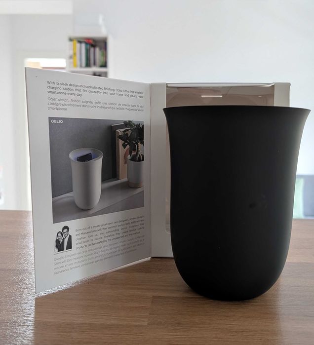 Incarcator wireless cu sterilizator UV Lexon Oblio