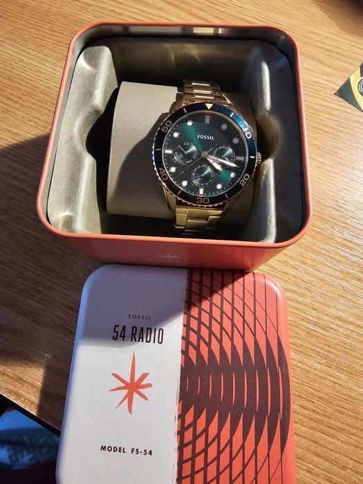 Ceas de dama FOSSIL din colectia Bannon.