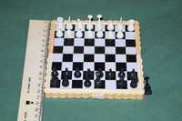 Малък магнитен шах