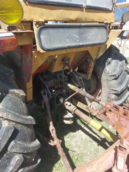 Vând tractor DTC550 ROMANESC