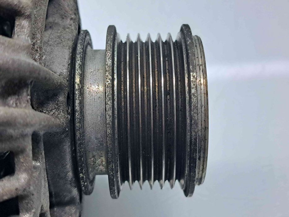 Alternator  Volkswagen Passat B6 (3C2) [Fabr 2005-2010] 06F903023F 2.0