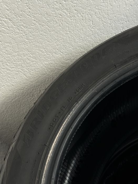 Шины зимние Bridgestone