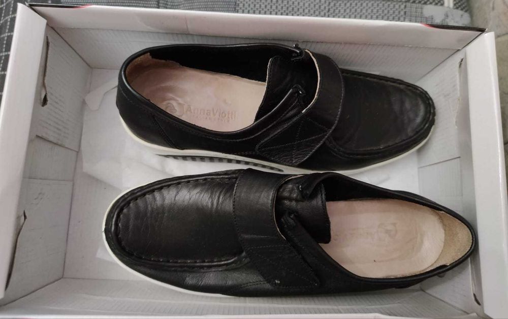 Pantof din piele Dama Anna Viotti nr.37