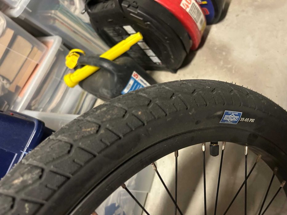 Колело BMX червено за града