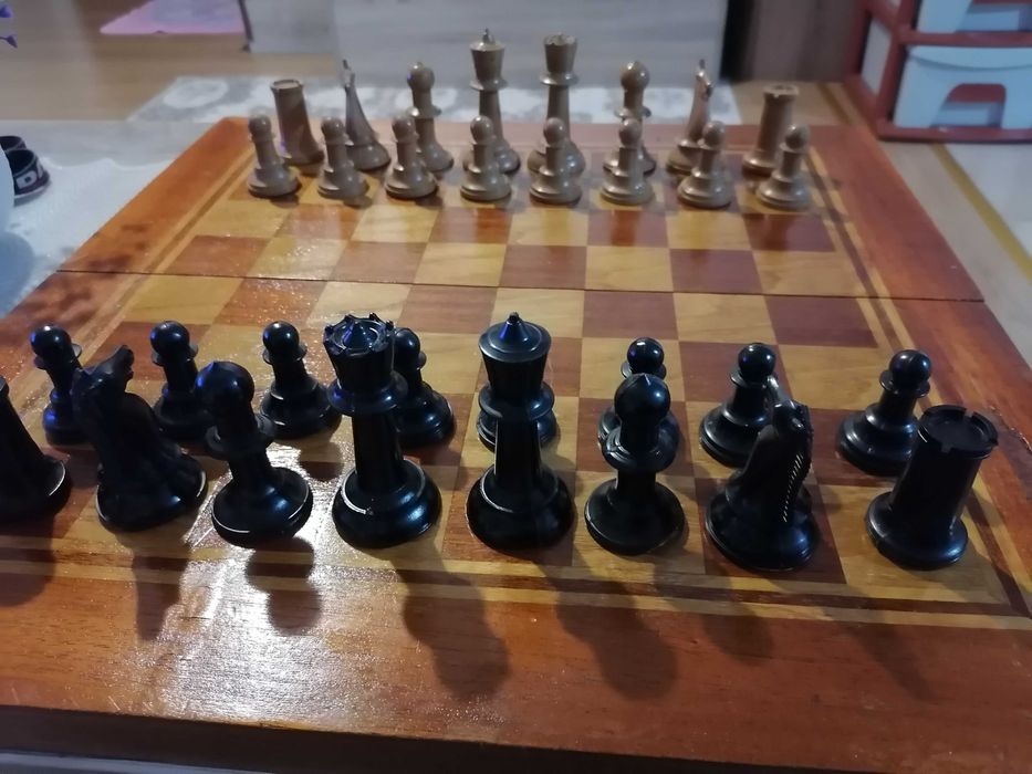 Дървен шах за игра. 48/48см