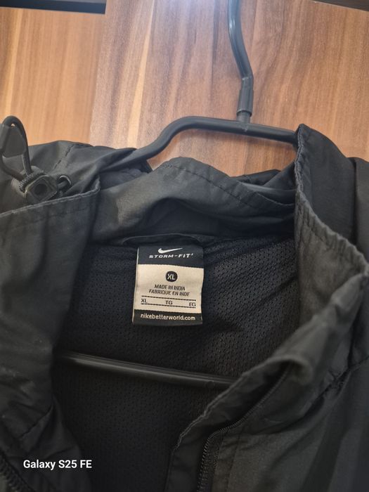 оригинално мъжко яке NIKE