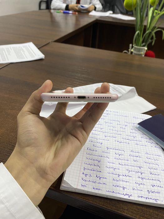 Iphone 7+ док есть