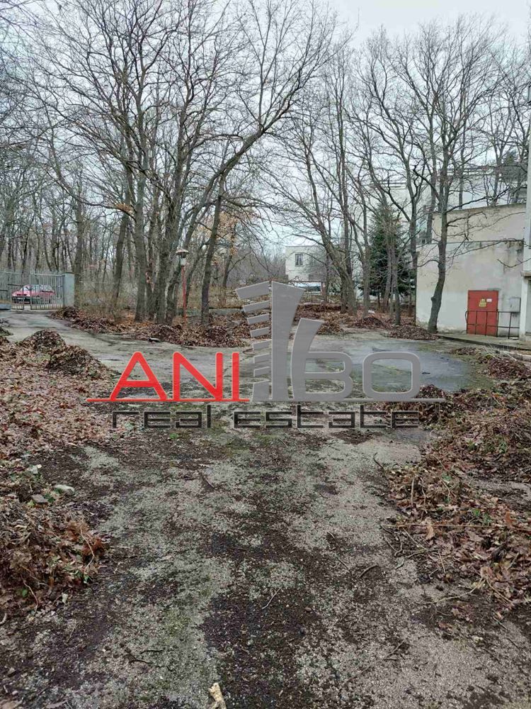 Хотел в Варна, област-м-т Ален Мак площ 1500 цена 675000