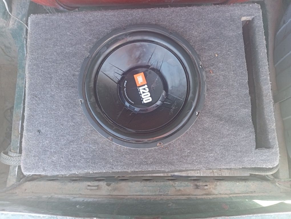 Pioneer Uslitel jbl  sambufer sotiladi kamplekt2.200 keliwiladi
