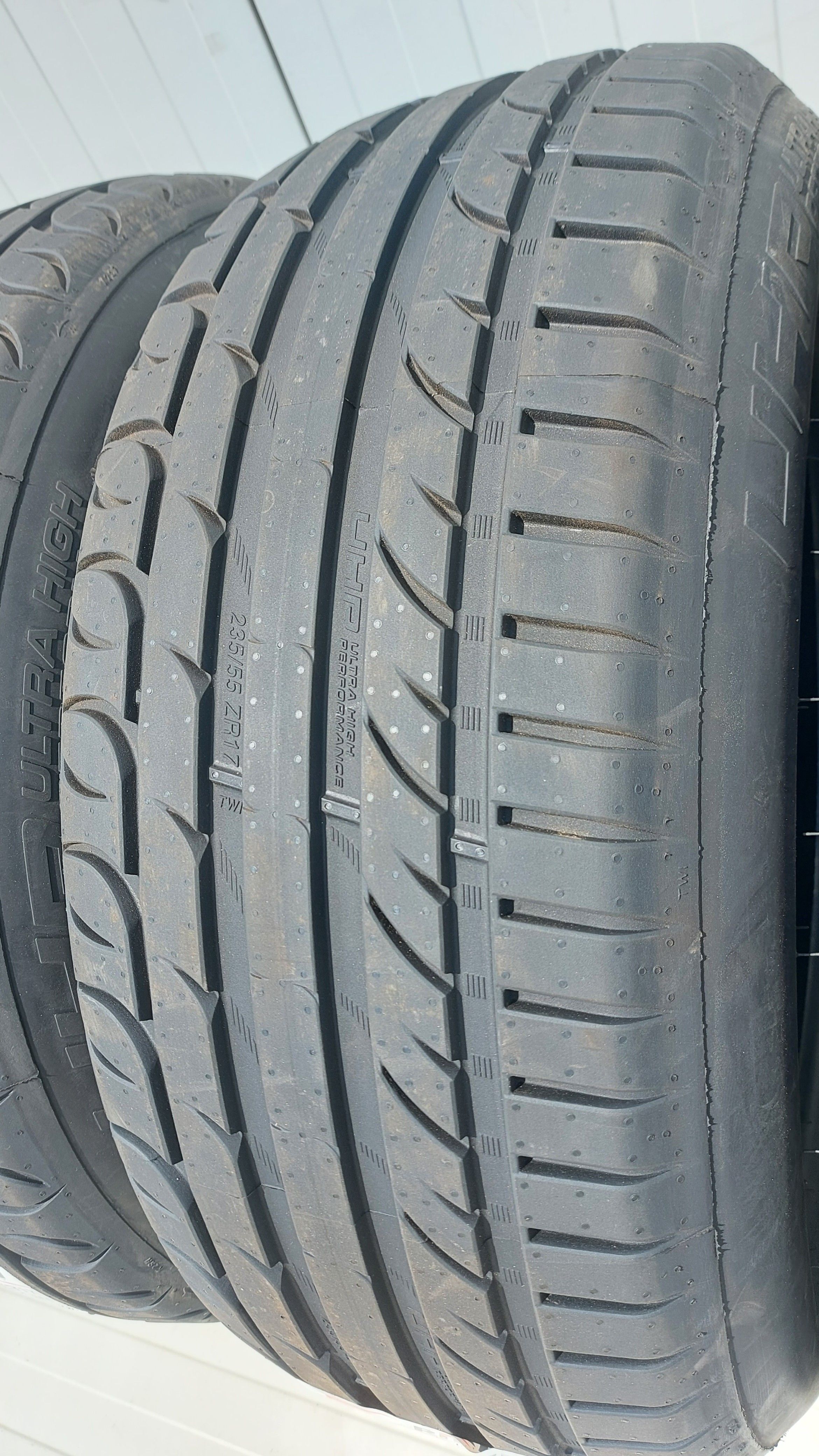 235/55 R17, 103wxl, RIKEN (by Michelin), Anvelope vara protectie janta