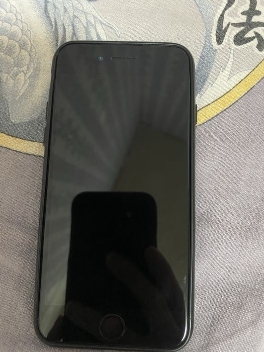 Продам айфон 7 в хорошем состоянии.