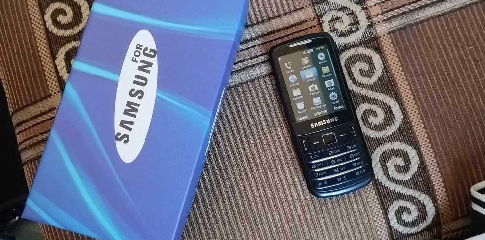 Vand Samsung C3780 in stare impecabila ca nou !!!