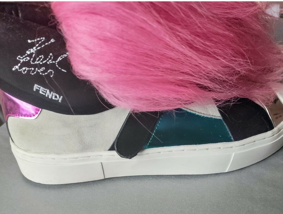 Екстравагантни дамски сникърси