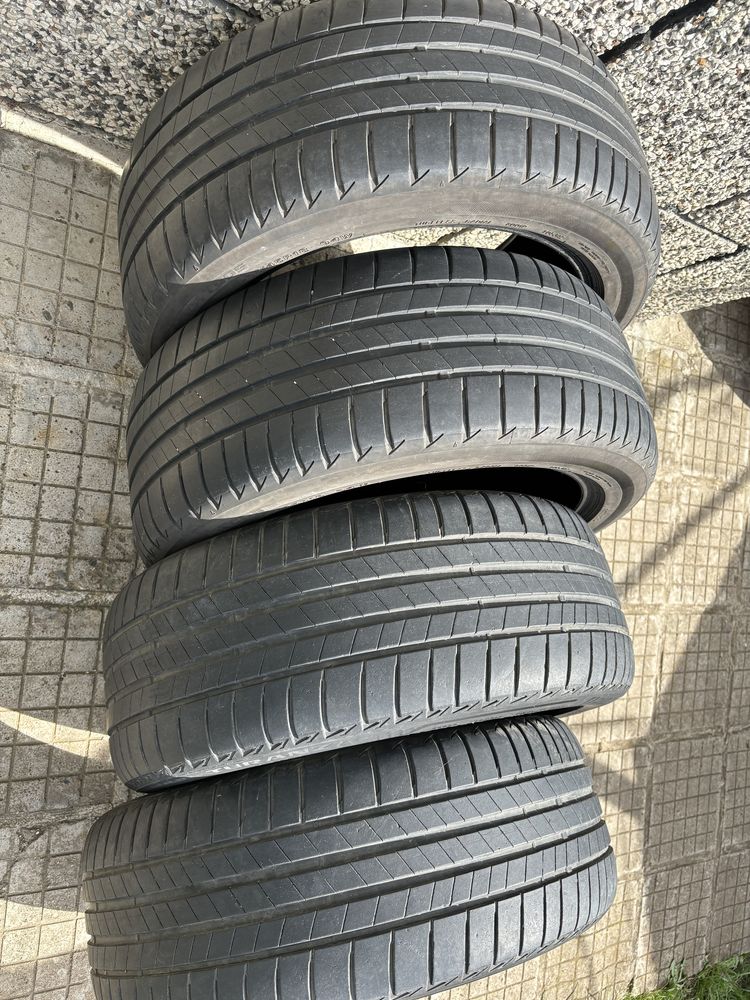 Летни гуми BRIDGESTONE 235/45/18