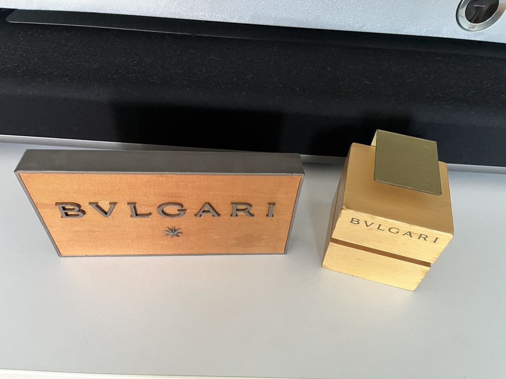 Bvlgari рекламна табела