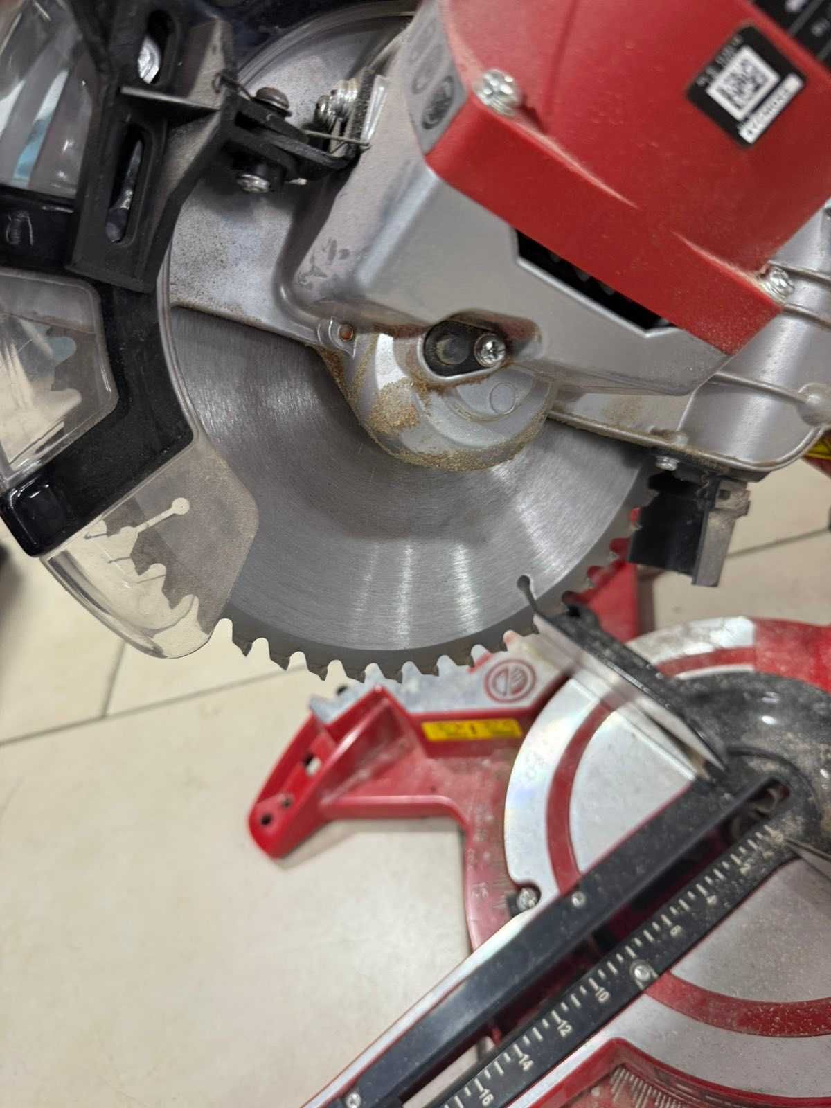 Продавам Настолен Циркуляр Einhell