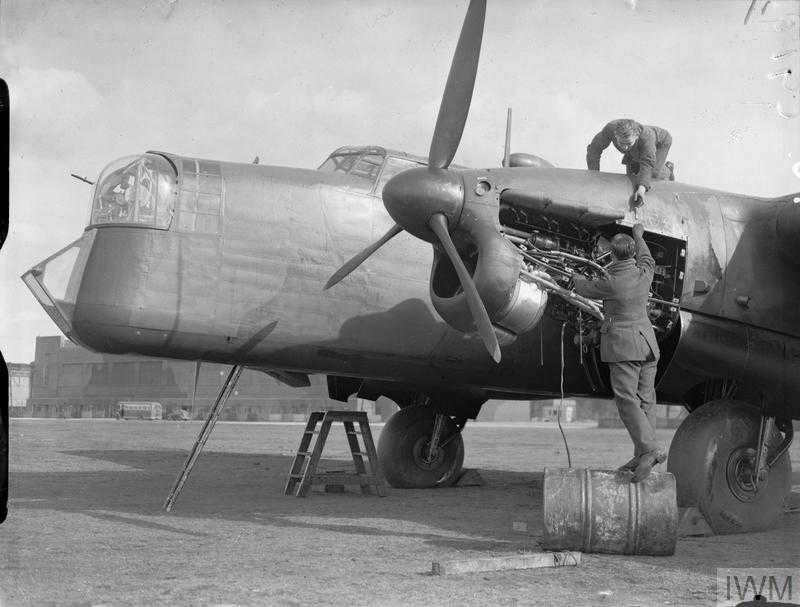 сборная модель самолёта AW-38 масштабе 1/72 Англия