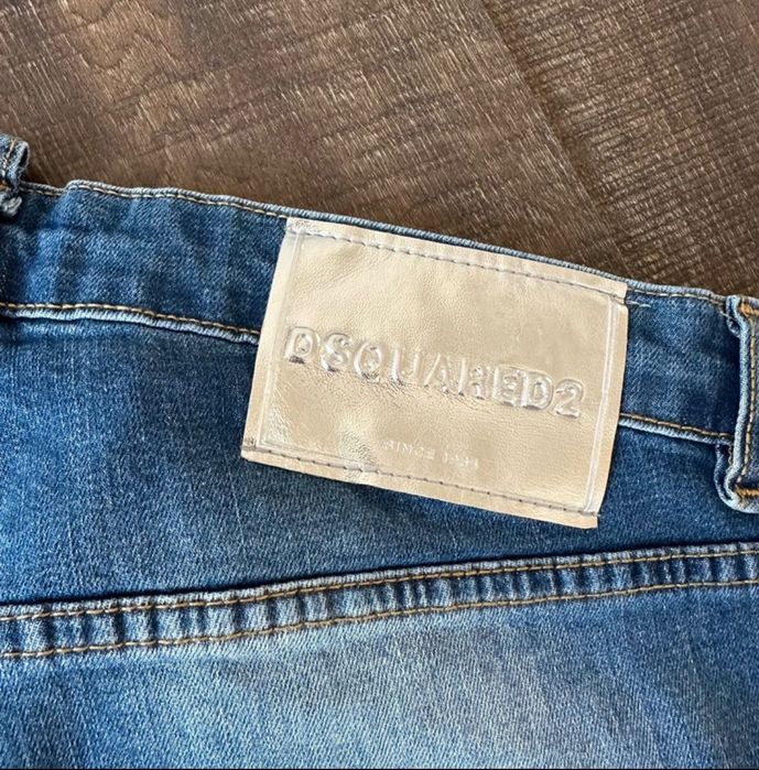 Blugi dsquared2 bărbați 50