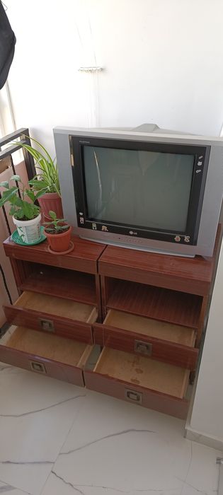 Телевизор LG рабочий