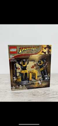 Lego Indiana Jones 77013. Побег из затерянной грабницы.