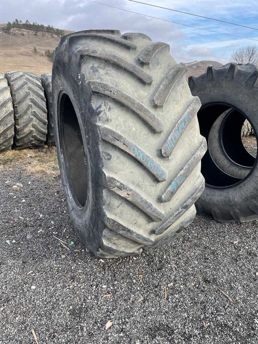 900 / 60 R 42  Michelin