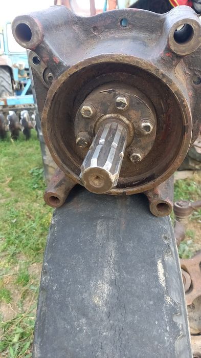 Продам вом на трактор