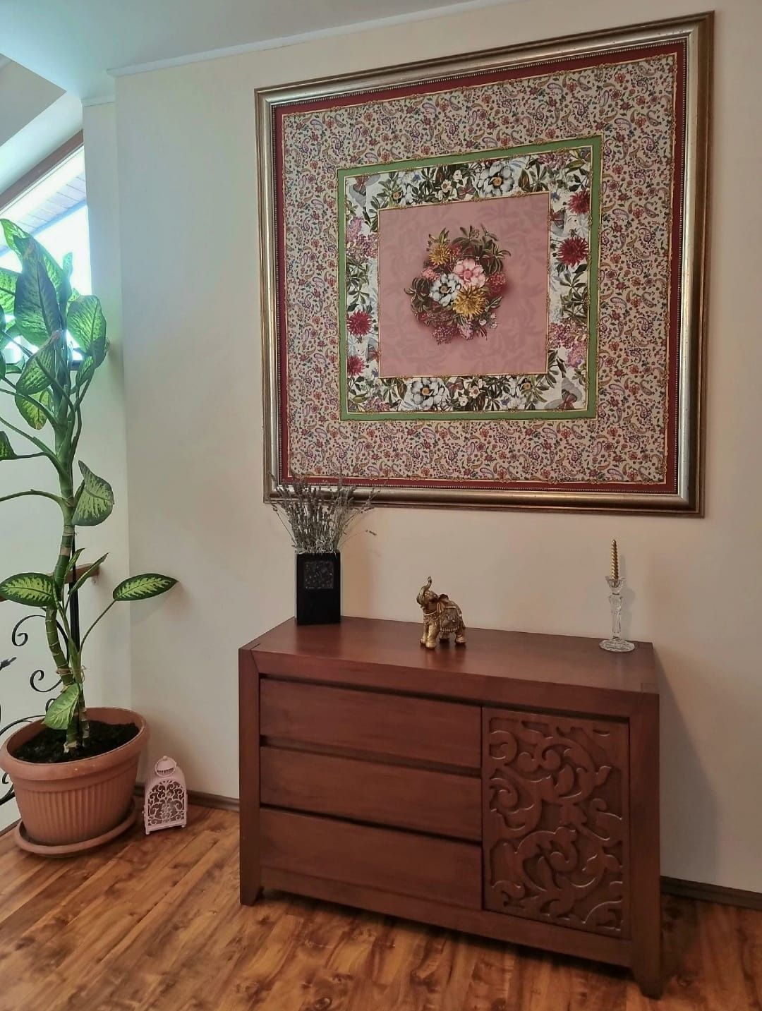 Tablou motive floral -  paisley rama lemn 153x149 cm