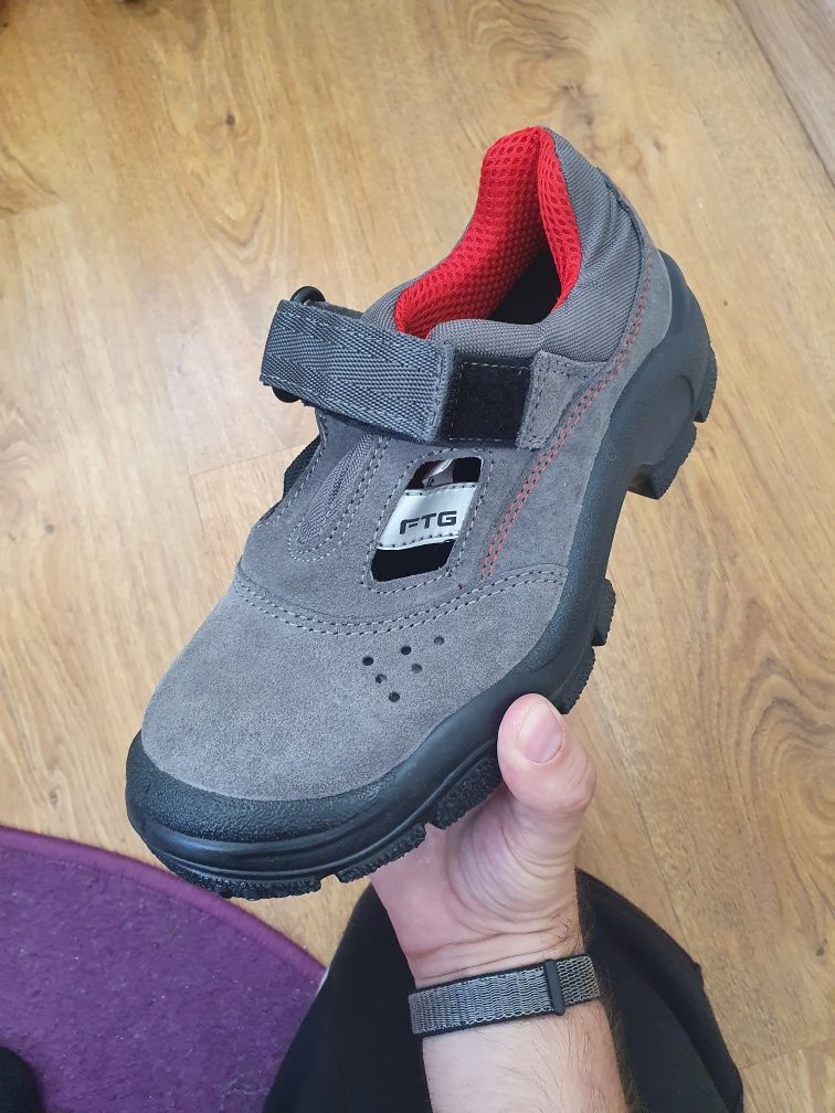 Pantofi de lucru ( safety shoes )