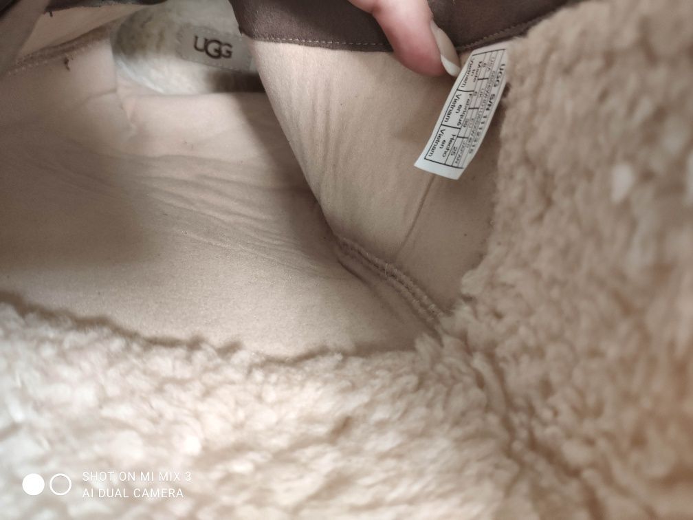 Дамски ботуши UGG