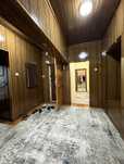 Ижарага ўқидиган ва ишлидиган қизлар куйамиз