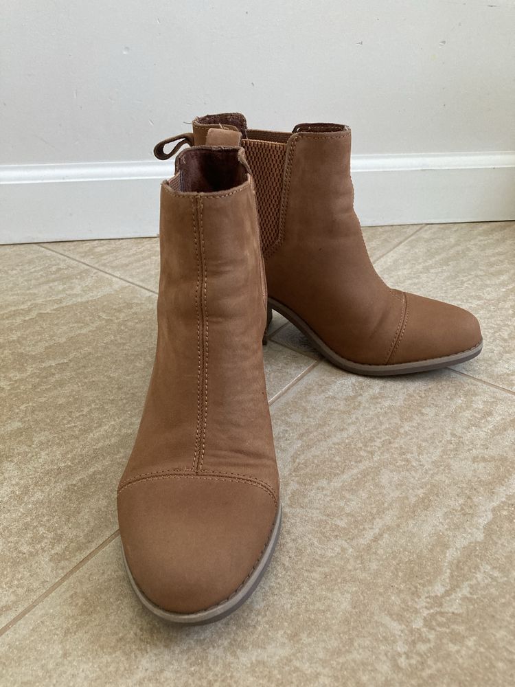 Дамски боти TOMS