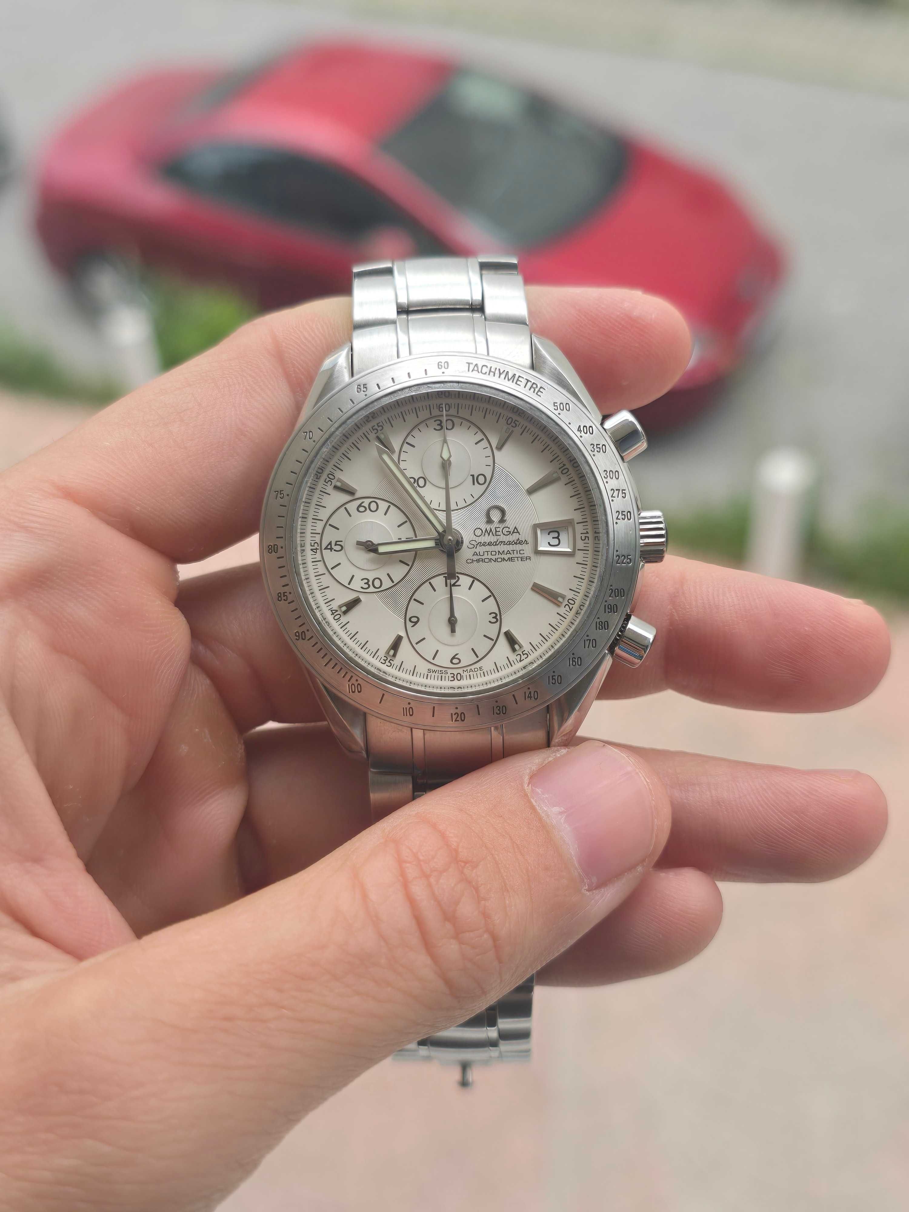 Omega Speedmaster Date 3211.30