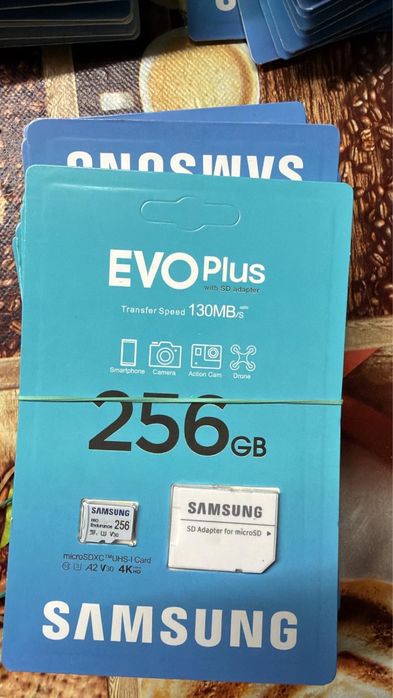 Card memorie samsung evoplus 128 gb. 256 gb. 512