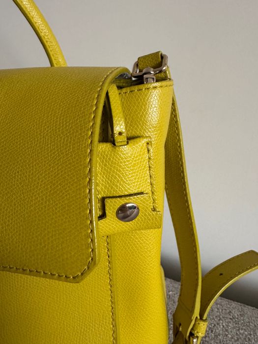 Чанта в жълто Furla