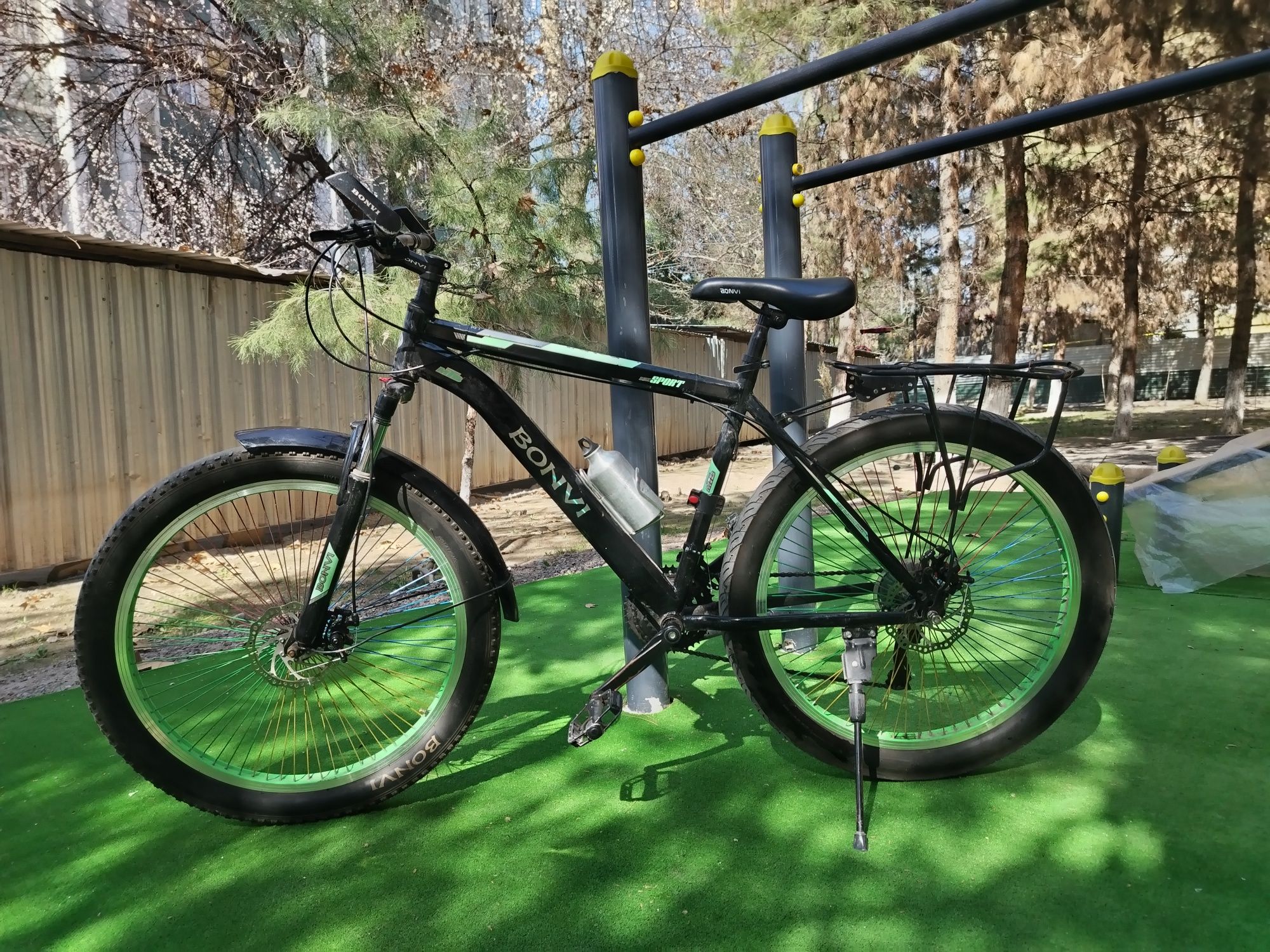 Velosiped yangidek ideal holatda