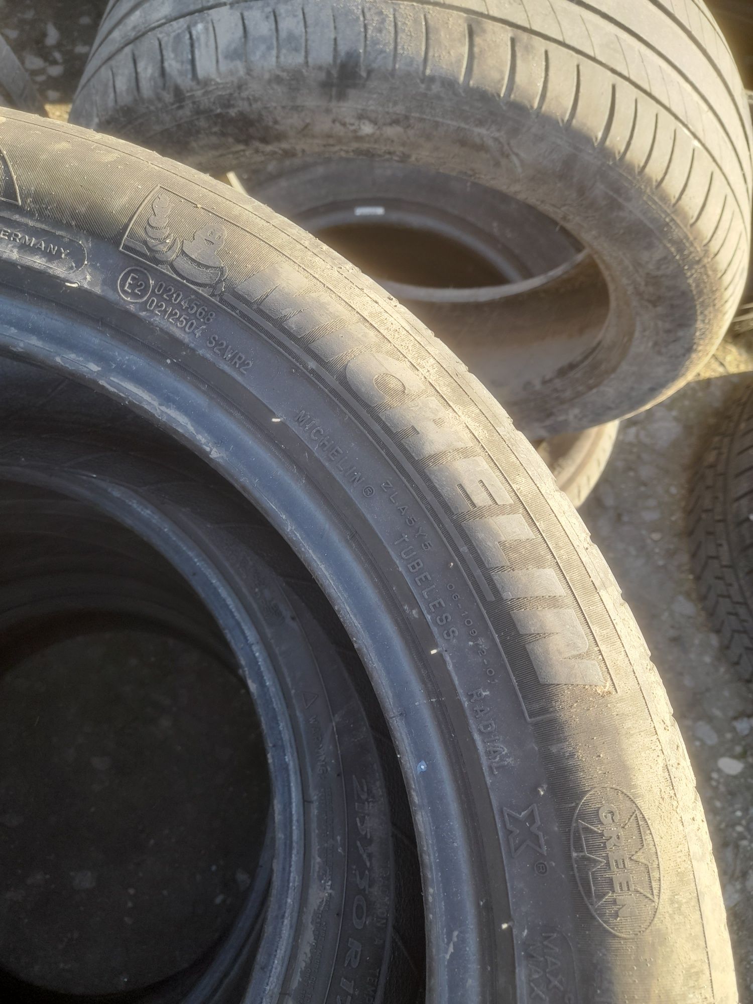 Vand set 4 anvelope 215 50 17 Michelin de vara