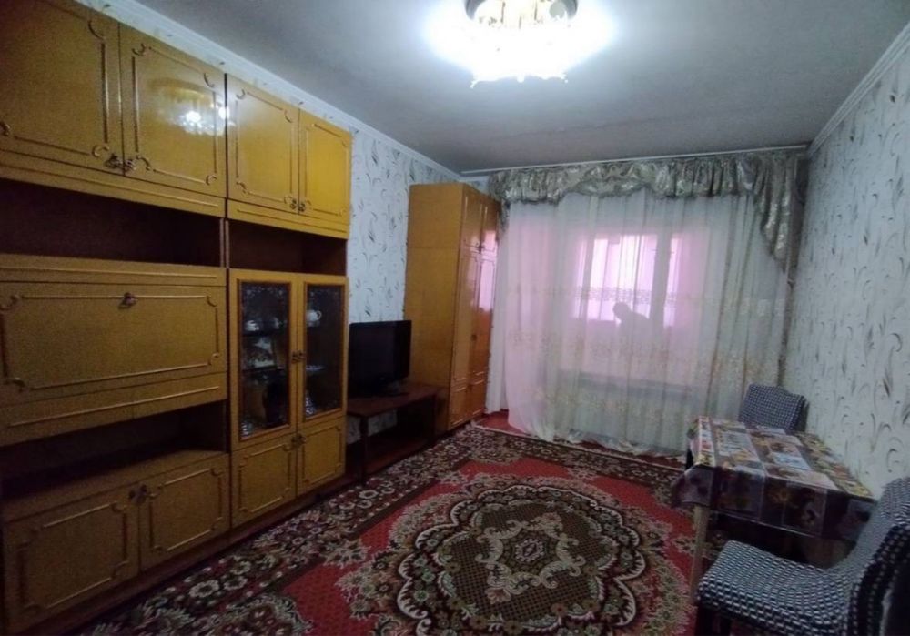 Oila yokida 3 ta student bollar qizlarga