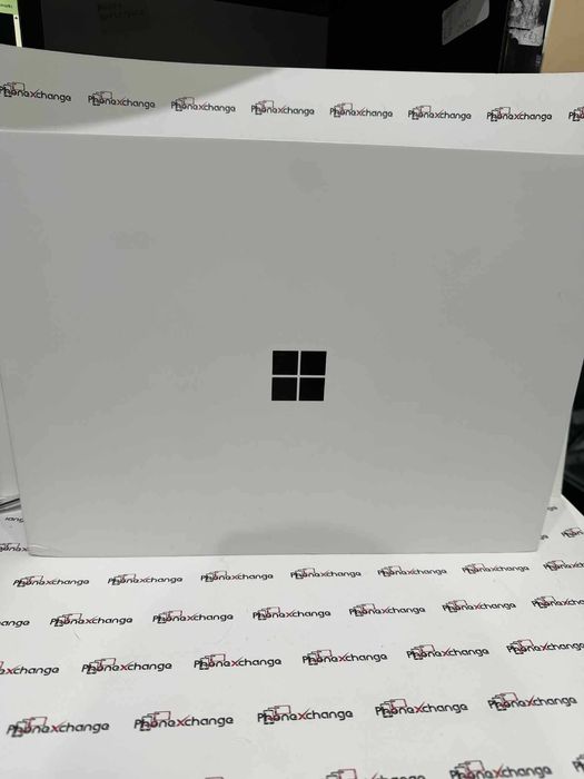 Laptop Microsoft  Surface  7th Edition 16GB/512 SIgilat 15-inch