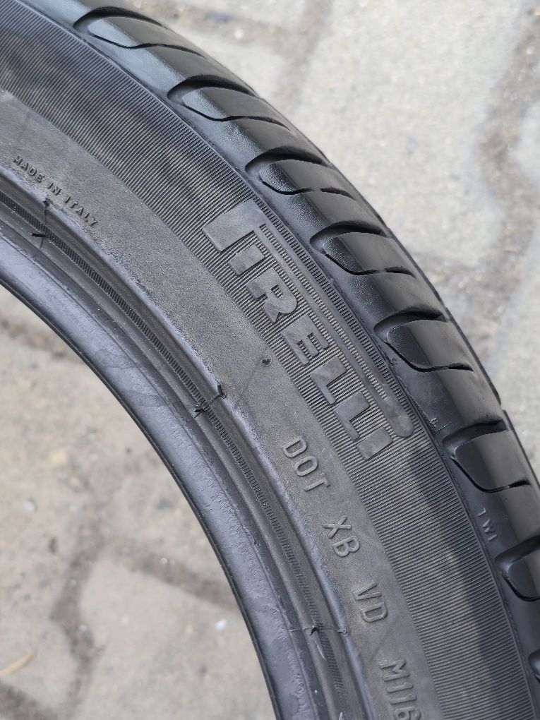 245 40 18 Pirelli