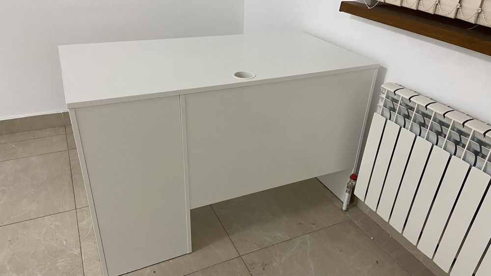 Продам рабочий стол от Ikea