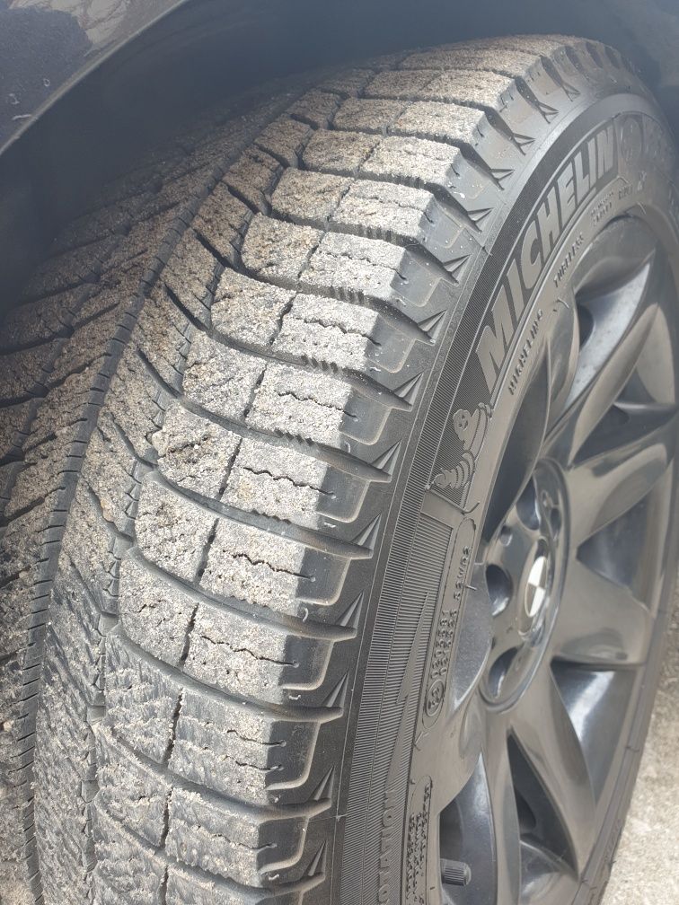 Зимни гуми Michelin 235/45/17